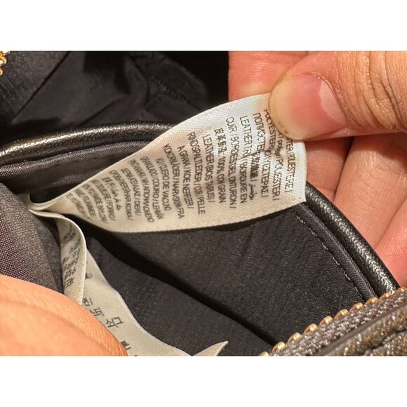 Burberry Checkered Crossbody Bag With Red Strap & Embroidered Patch - Picture 10 of 11